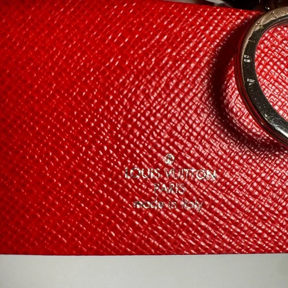 Louis Vuitton Petite Malle Trunk Key Chain/Bag Charm – Red Epi Leather - Picture 4 of 8